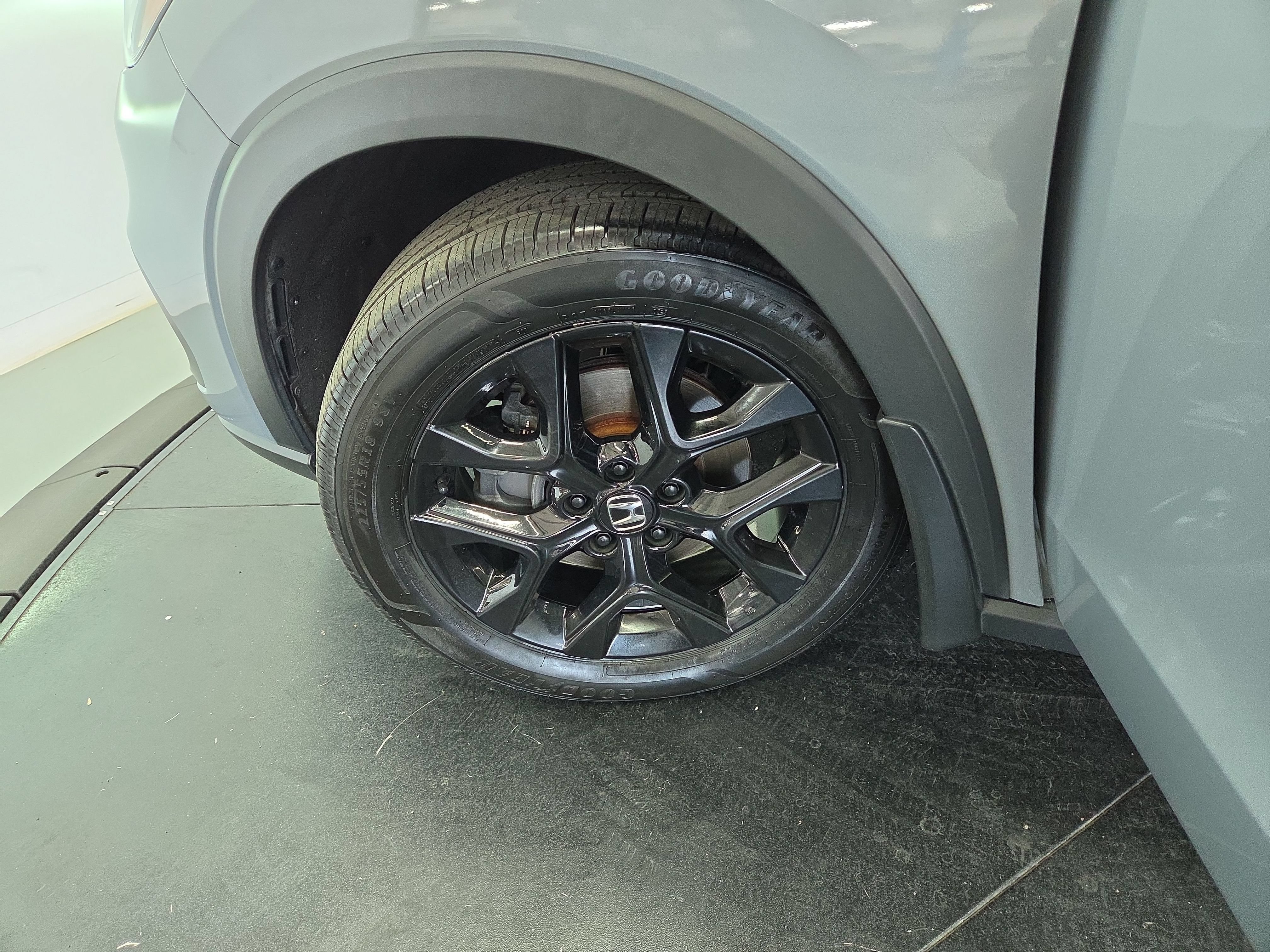 Used 2024 Honda HR-V Sport image 29