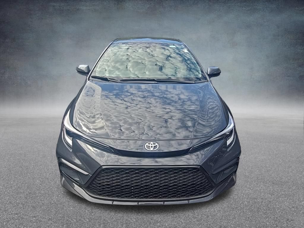 Used 2025 Toyota Corolla SE FWD image 3