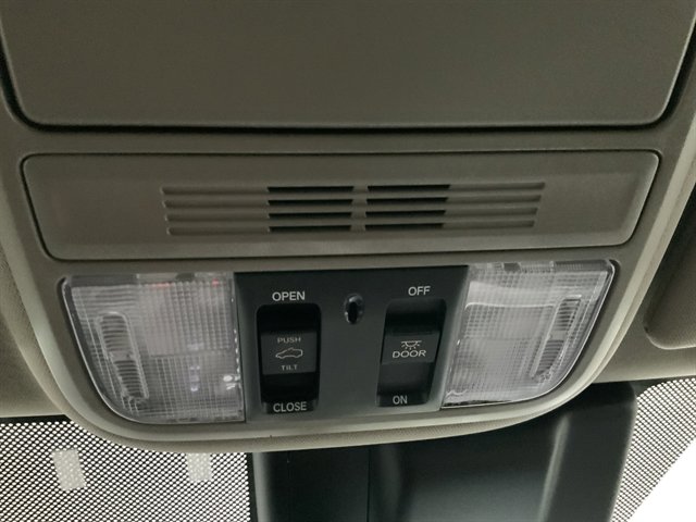 Used 2018 Honda Odyssey EX-L image 36