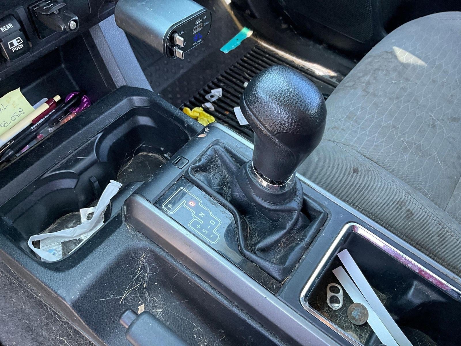 Used 2018 Toyota Tacoma SR5 AWD/4WD image 15