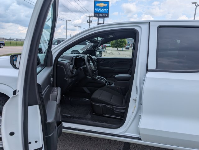 Used 2023 Chevrolet Colorado W/T RWD image 11