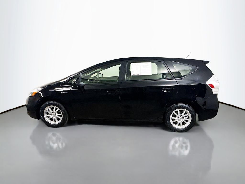 Used 2012 Toyota Prius V Two FWD image 4