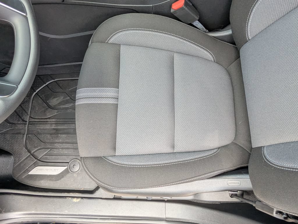 New 2026 Chevrolet Blazer LT w/ LPO, Floor Liner Package FWD image 10