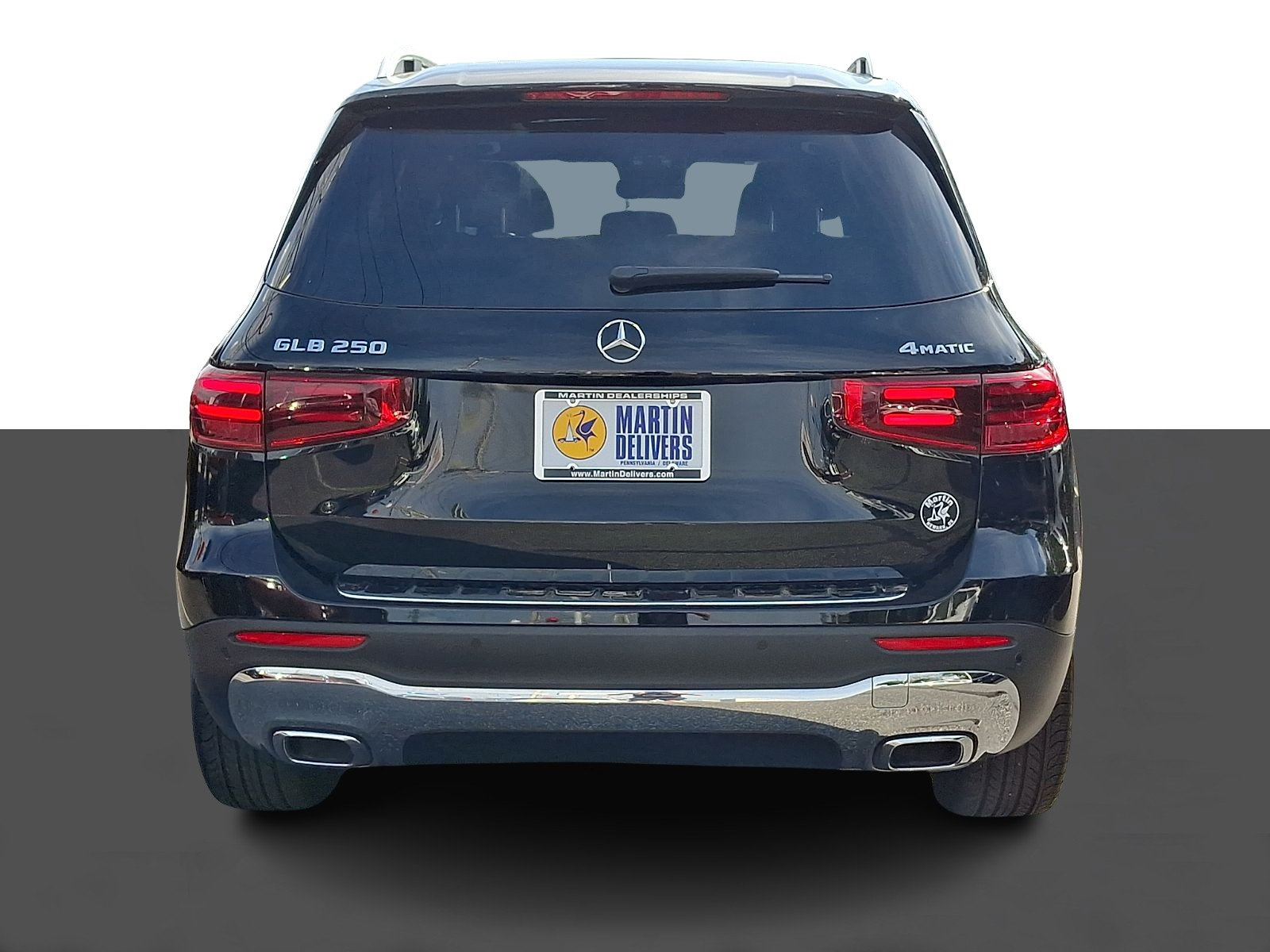 Used 2024 Mercedes-Benz GLB 250 4MATIC image 5