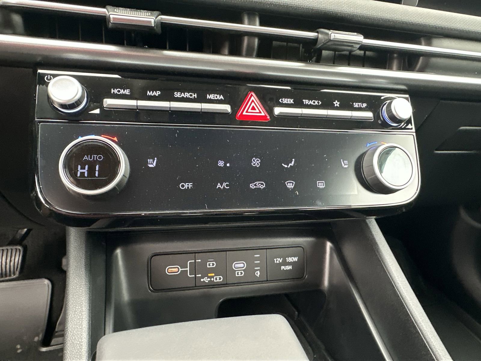 Used 2026 Hyundai Tucson SEL AWD/4WD image 11