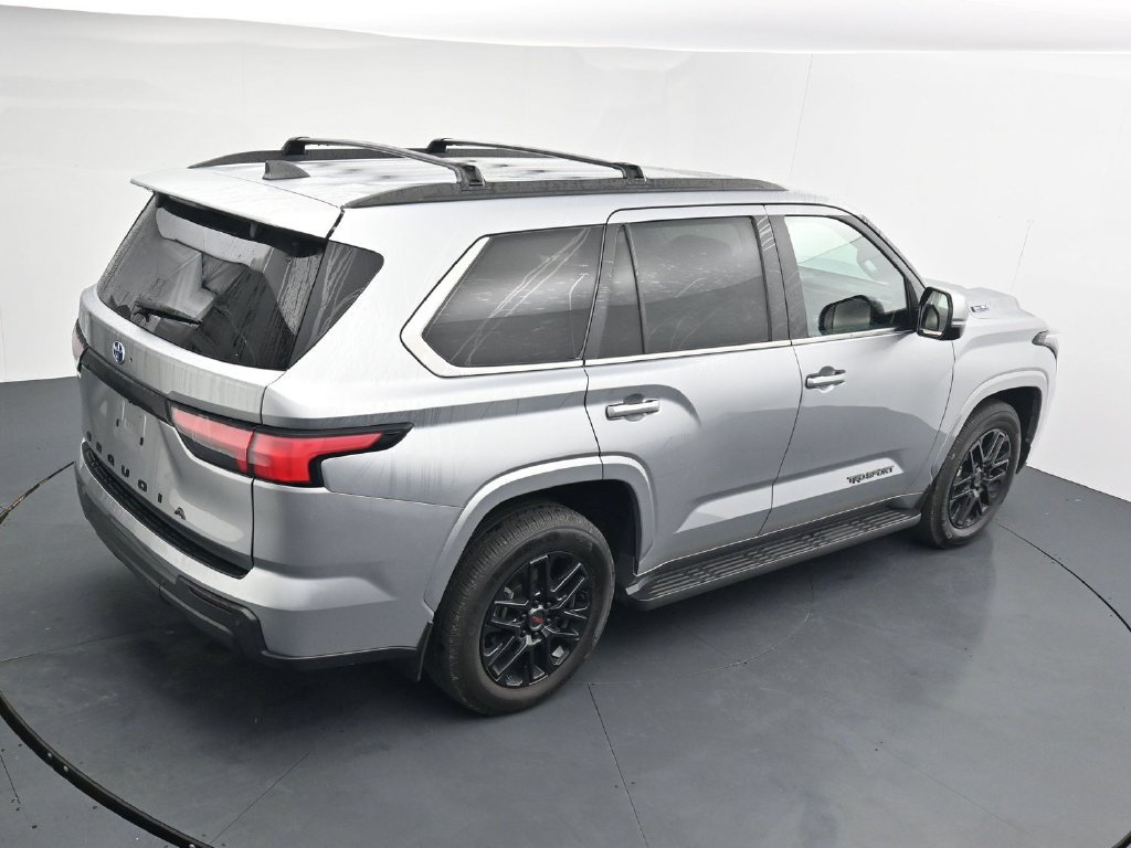 Used 2024 Toyota Sequoia SR5 w/ SR5 Premium Package AWD/4WD image 16