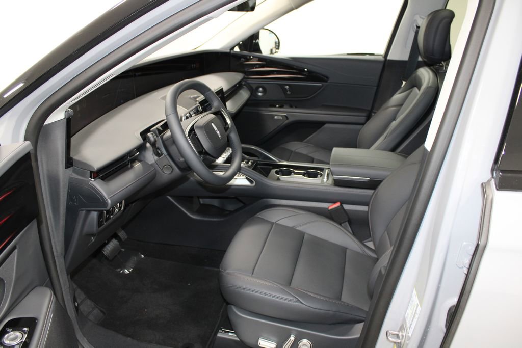 New 2026 Lincoln Nautilus Premier w/ Equipment Group 102A image 22