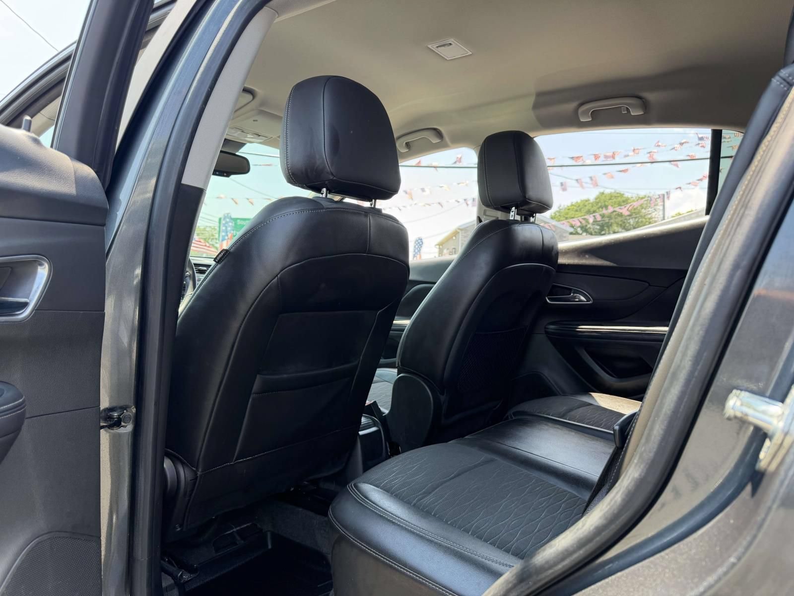 Used 2016 Buick Encore Convenience AWD/4WD image 17