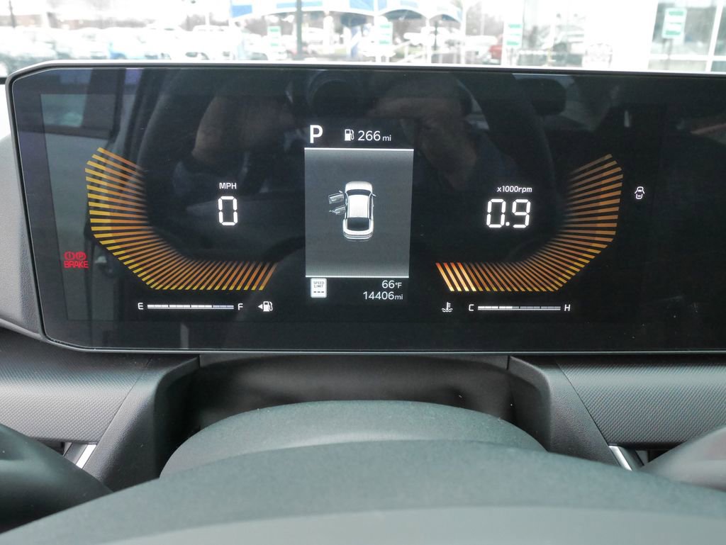 Used 2025 Kia K4 LXS image 25