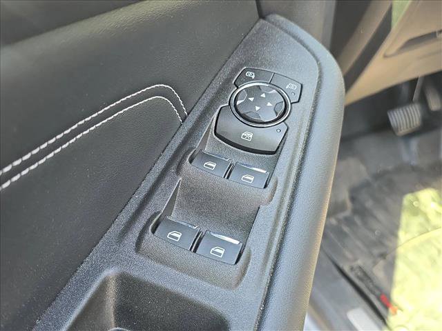Used 2021 Ford Edge Titanium FWD image 8