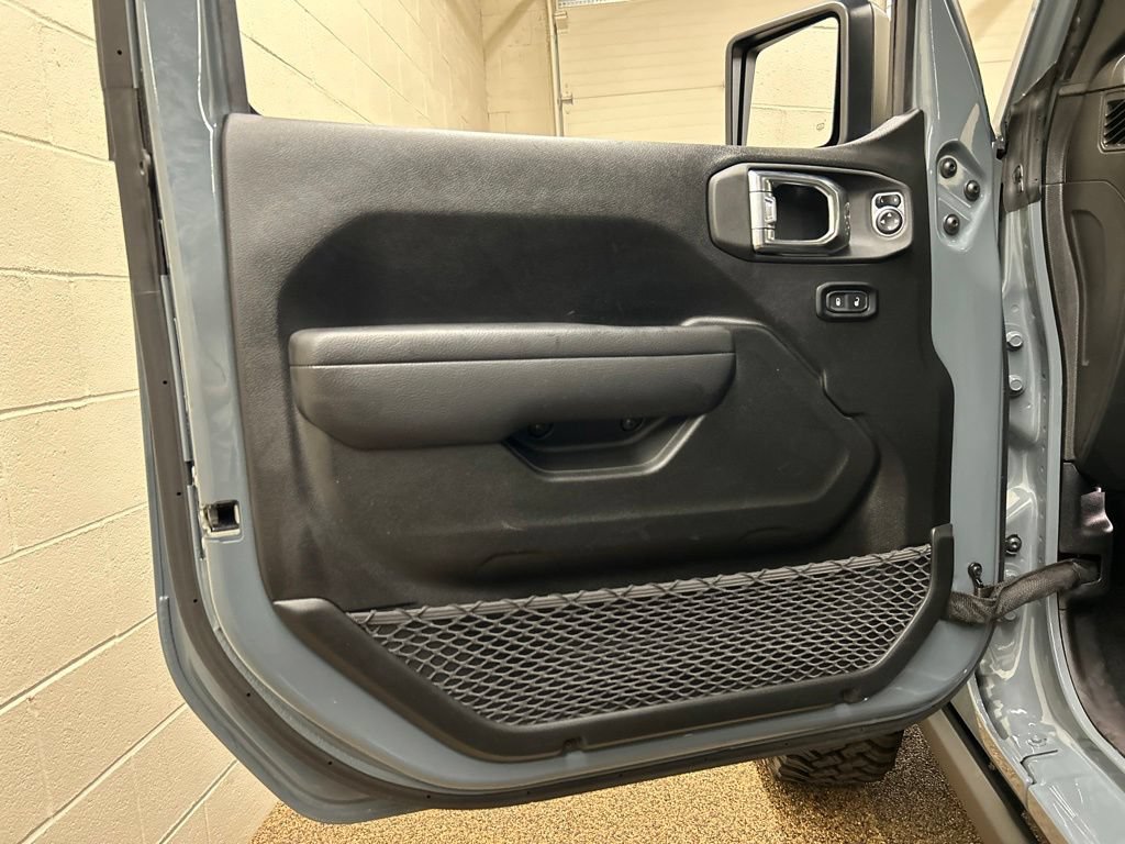 Used 2025 Jeep Wrangler Unlimited Sport S 4xe AWD/4WD image 9