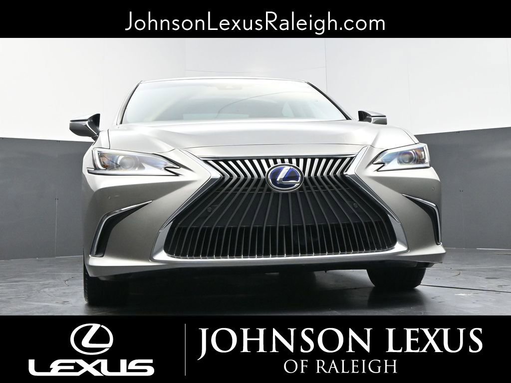 Used 2021 Lexus ES 300h w/ Premium Package FWD image 15