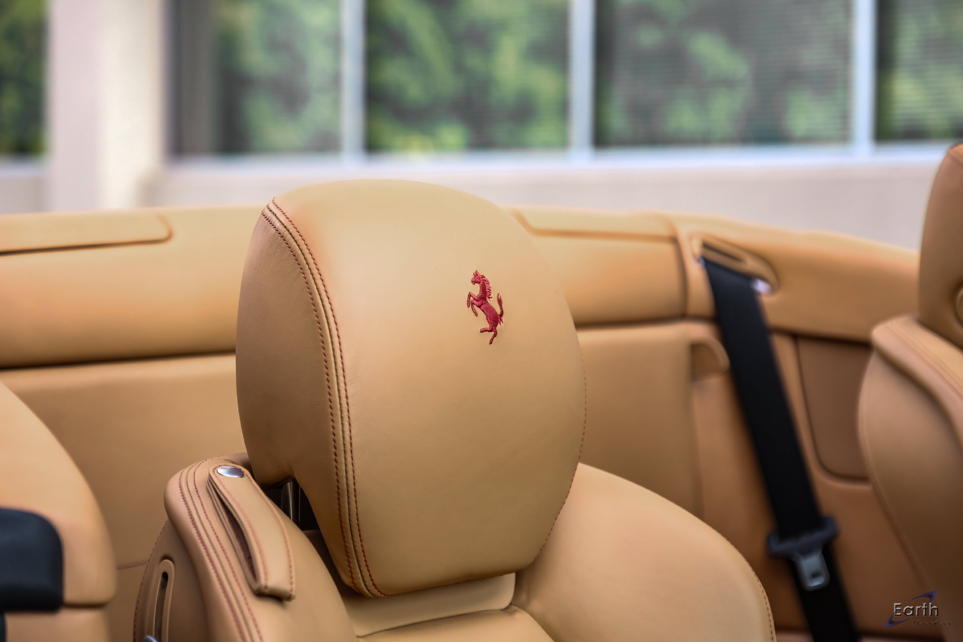 Used 2014 Ferrari California RWD image 61