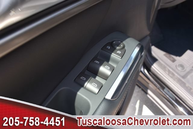 New 2026 Chevrolet Traverse LT w/ LPO, Floor Liner Package FWD image 15