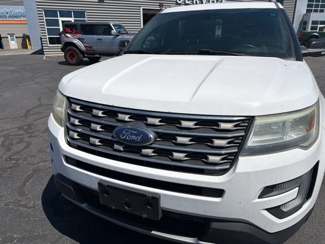 Used 2017 Ford Explorer XLT AWD/4WD image 20