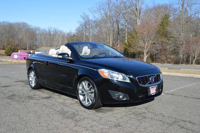 Used 2011 Volvo C70 T5 w/ Convenience Pkg image 3