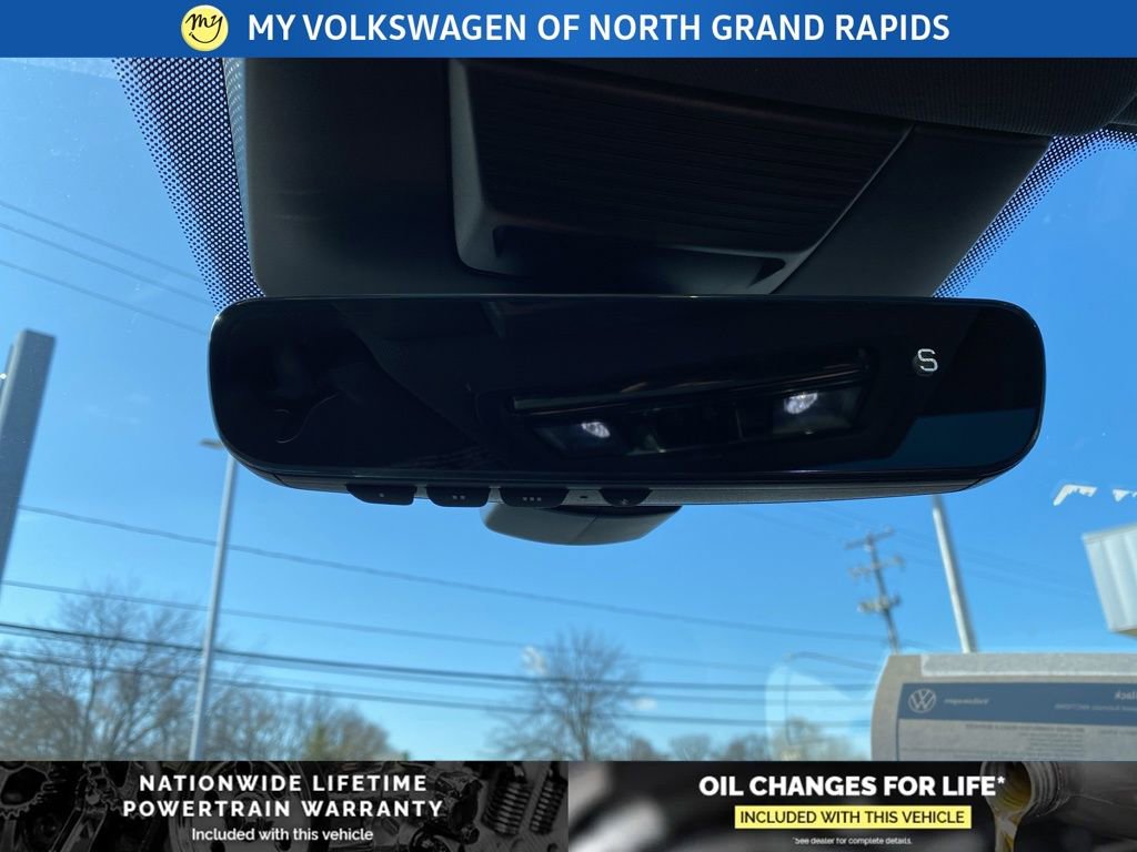 New 2026 Volkswagen Tiguan SE R-Line image 13