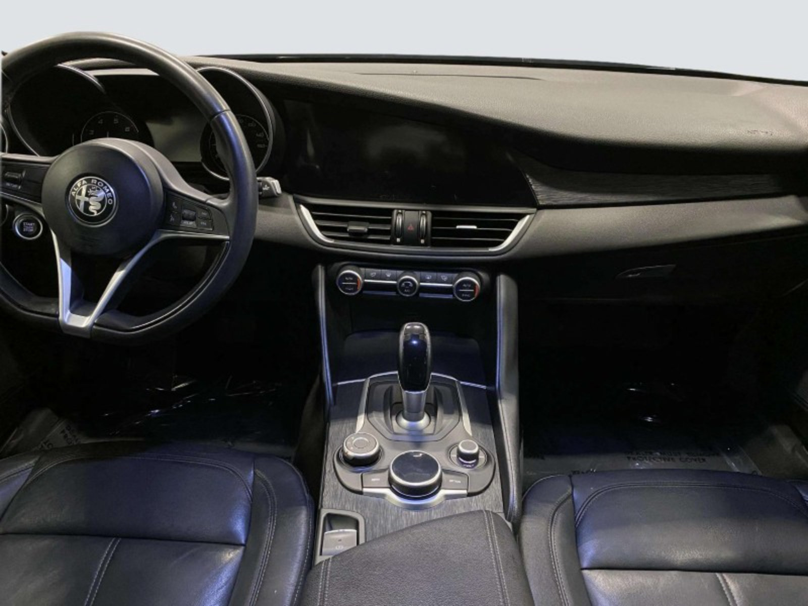 Used 2019 Alfa Romeo Giulia w/ Nero Edizione RWD image 22