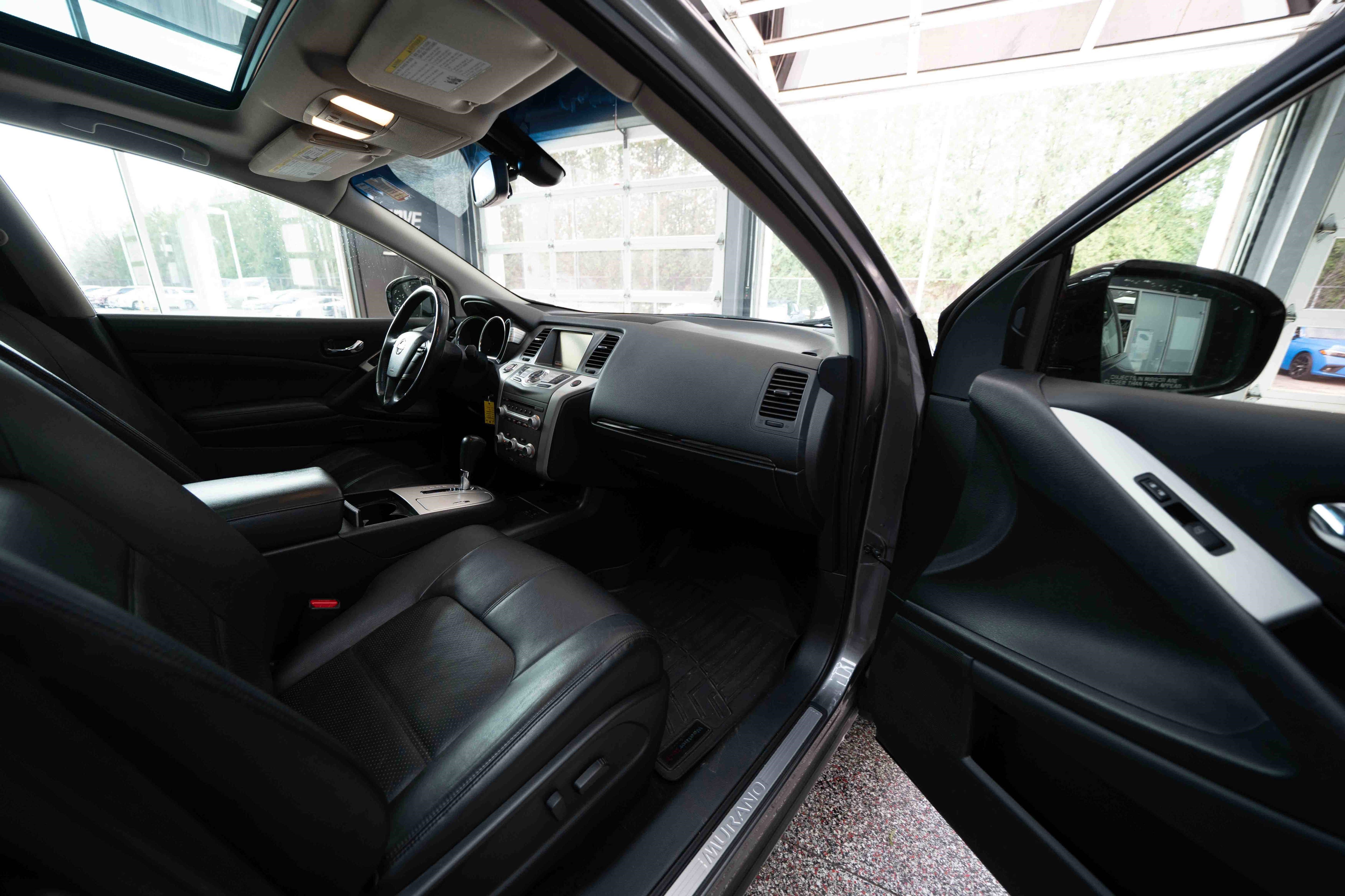 Used 2013 Nissan Murano SL w/ Navigation Pkg image 26