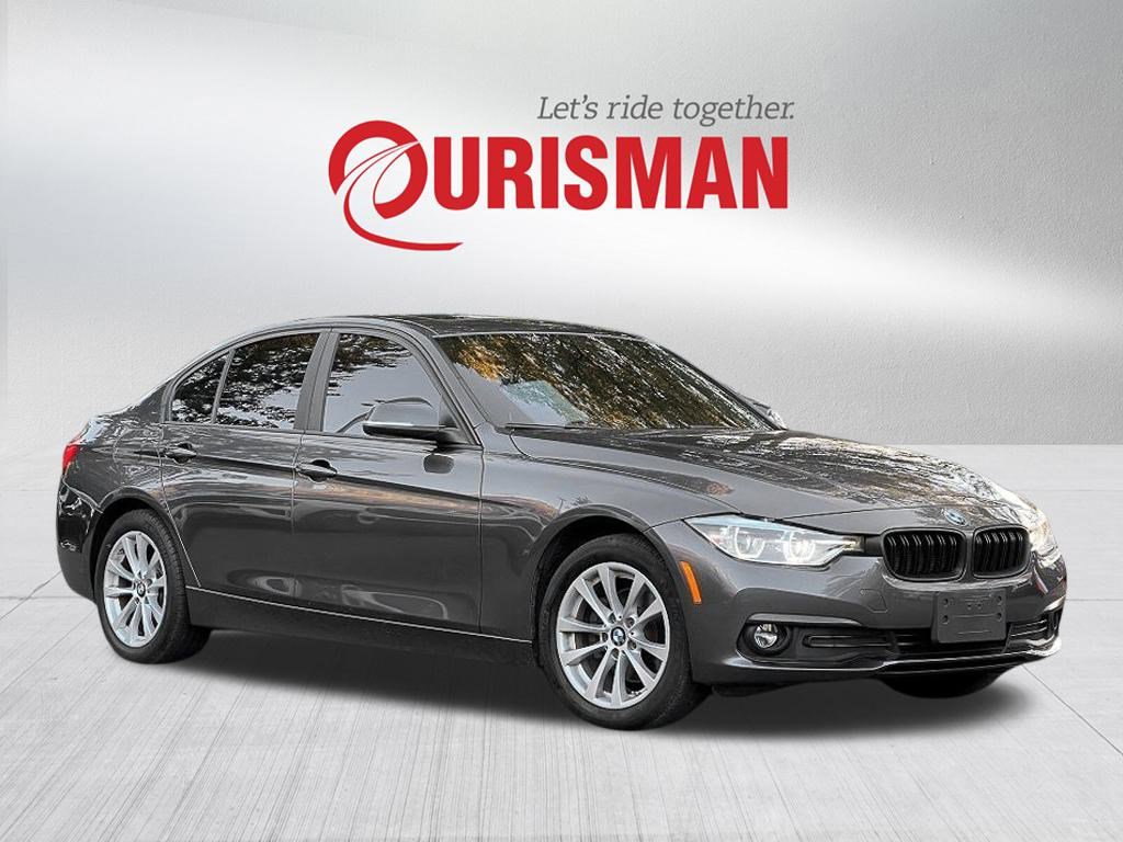 Used 2018 BMW 320i xDrive Sedan w/ Convenience Package