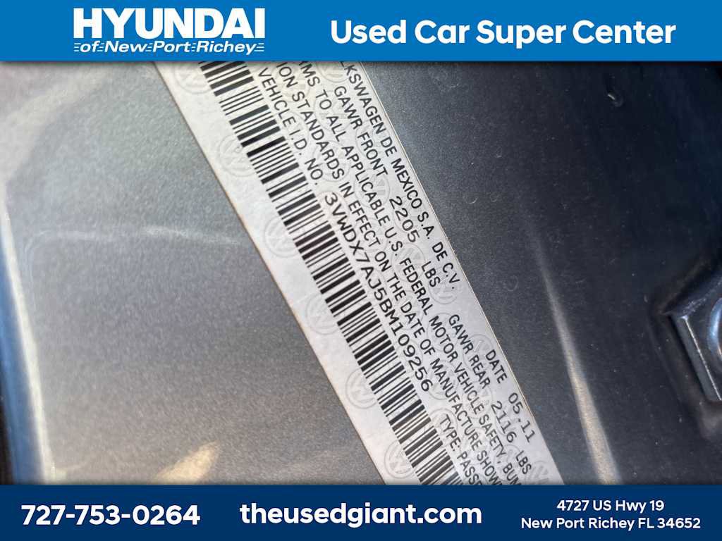 Used 2011 Volkswagen Jetta SE image 12