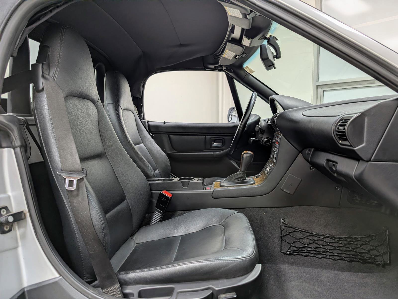 Used 2001 BMW Z3 3.0i image 23