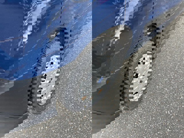 Used 2020 Ford Transit Connect XL image 28