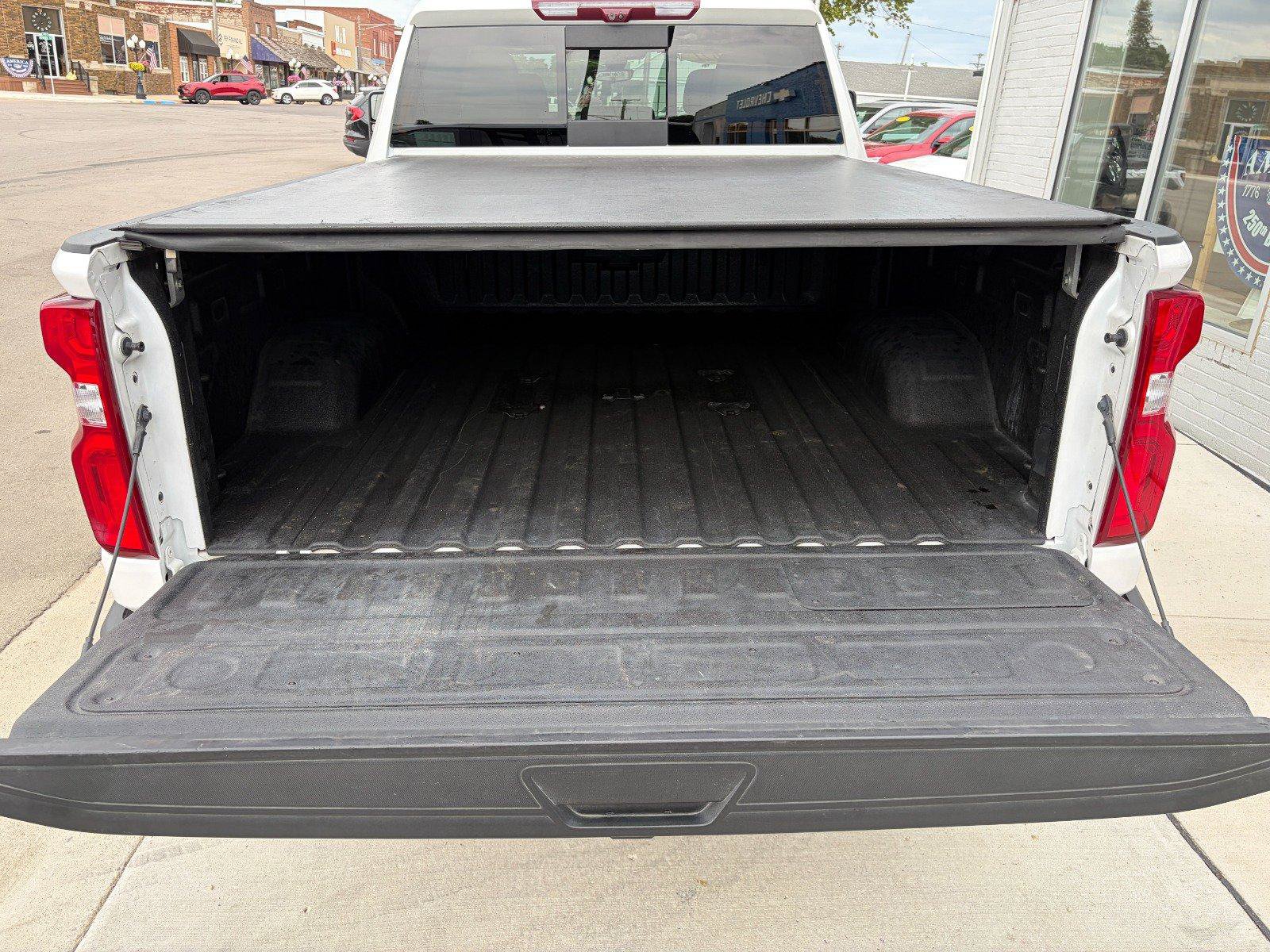 Used 2021 Chevrolet Silverado 3500 LTZ w/ LTZ Premium Package AWD/4WD image 23