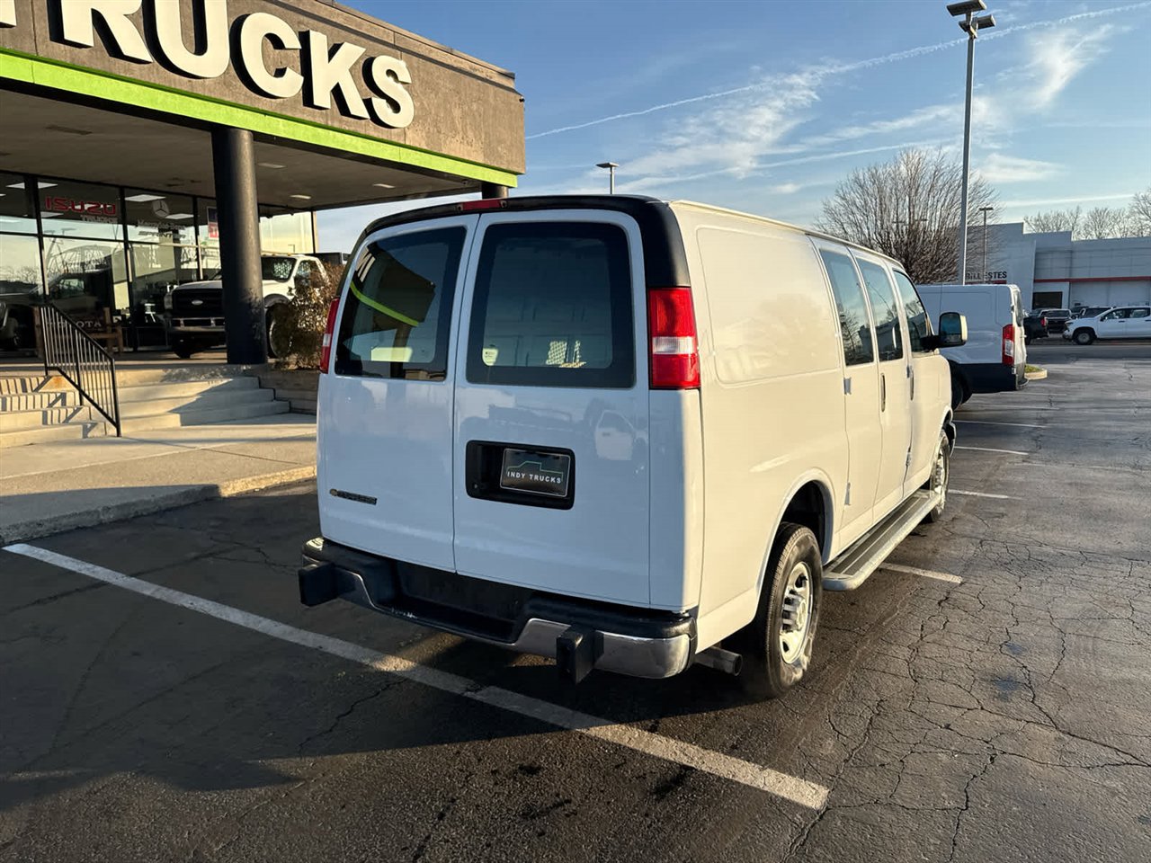 Used 2024 Chevrolet Express 2500 w/ Driver Convenience Package image 8