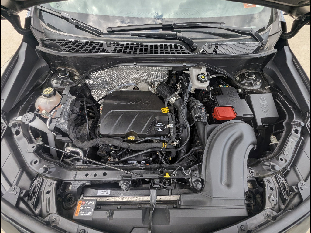 Used 2023 Buick Encore GX Preferred w/ Cold Weather Comfort Package FWD image 17