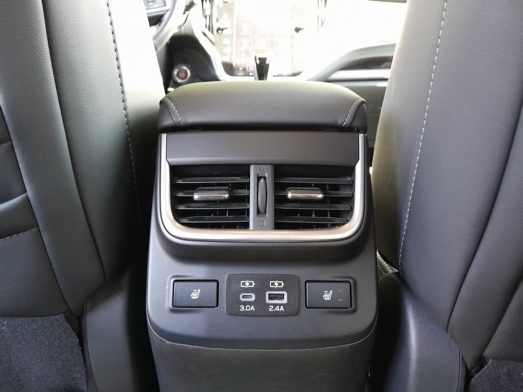 Certified 2025 Subaru Outback Limited AWD/4WD image 32