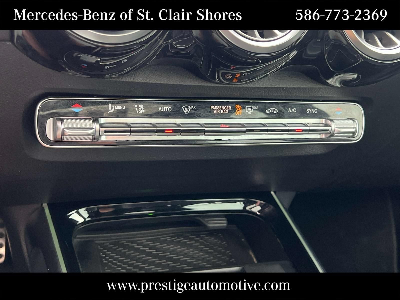 Used 2021 Mercedes-Benz GLB 35 AMG 4MATIC image 24