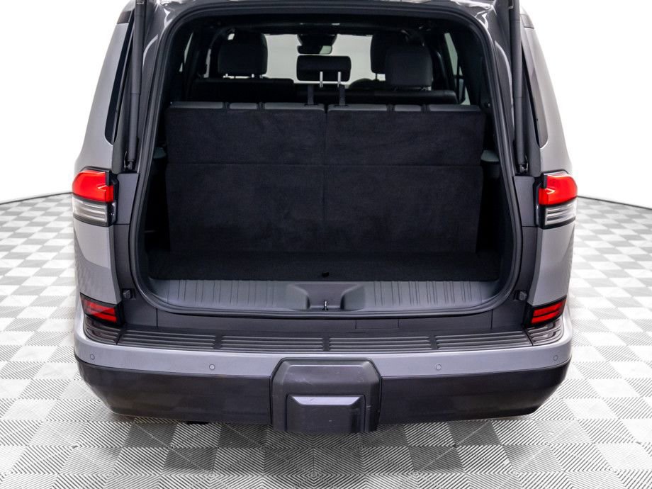 Used 2025 Lexus GX 550 w/ Cold Area Package AWD/4WD image 34