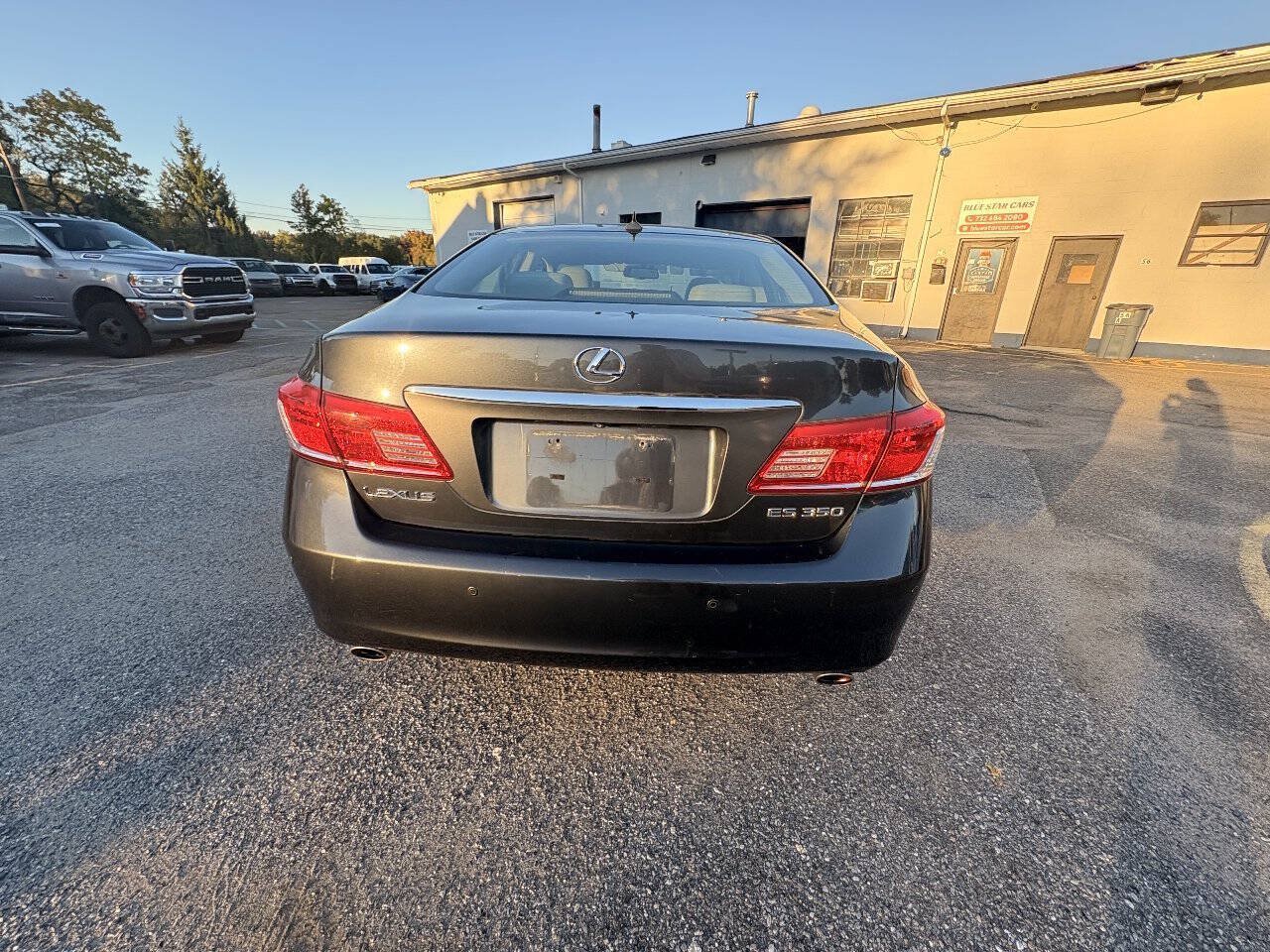 Used 2010 Lexus ES 350 FWD image 7