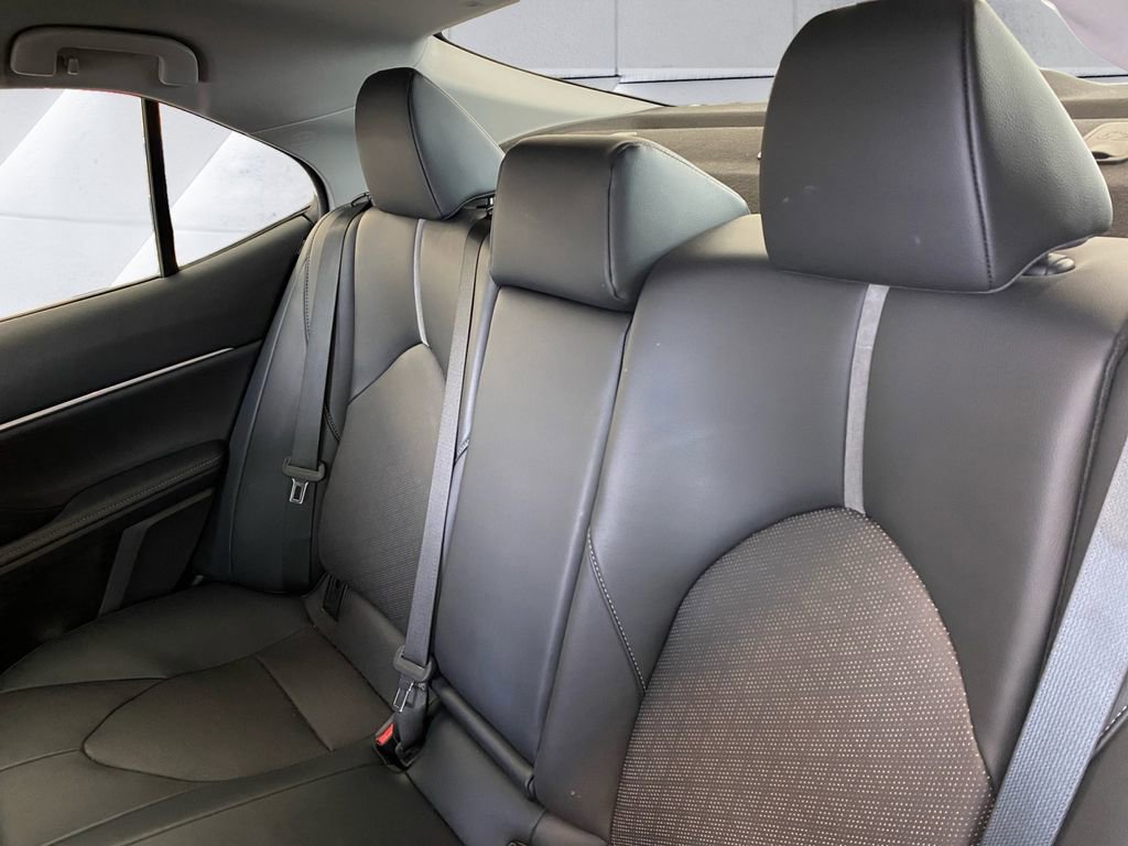 Used 2023 Toyota Camry XSE image 18