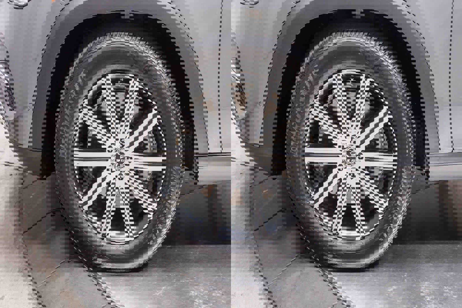 Used 2025 Mercedes-Benz GLE 450e 4MATIC image 10