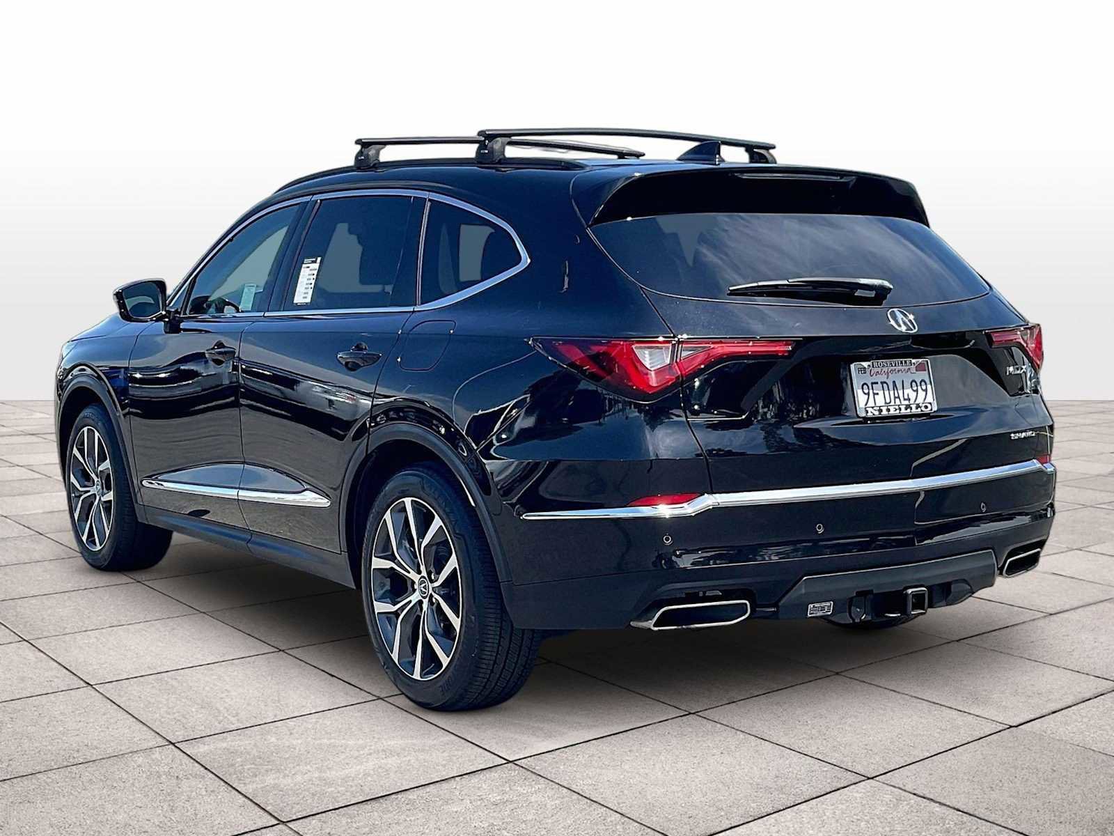 Used 2023 Acura MDX SH-AWD w/ Technology Package image 14
