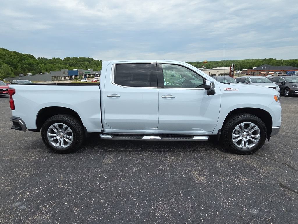 New 2026 Chevrolet Silverado 1500 LTZ w/ Z71 Off-Road Package AWD/4WD image 10