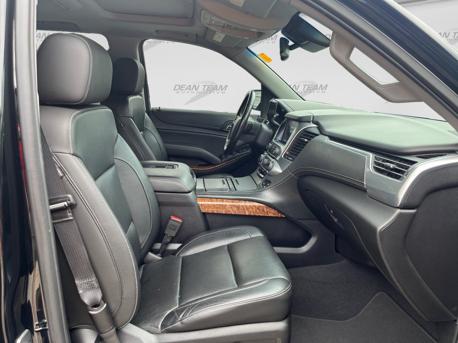 Used 2019 Chevrolet Tahoe Premier AWD/4WD image 17