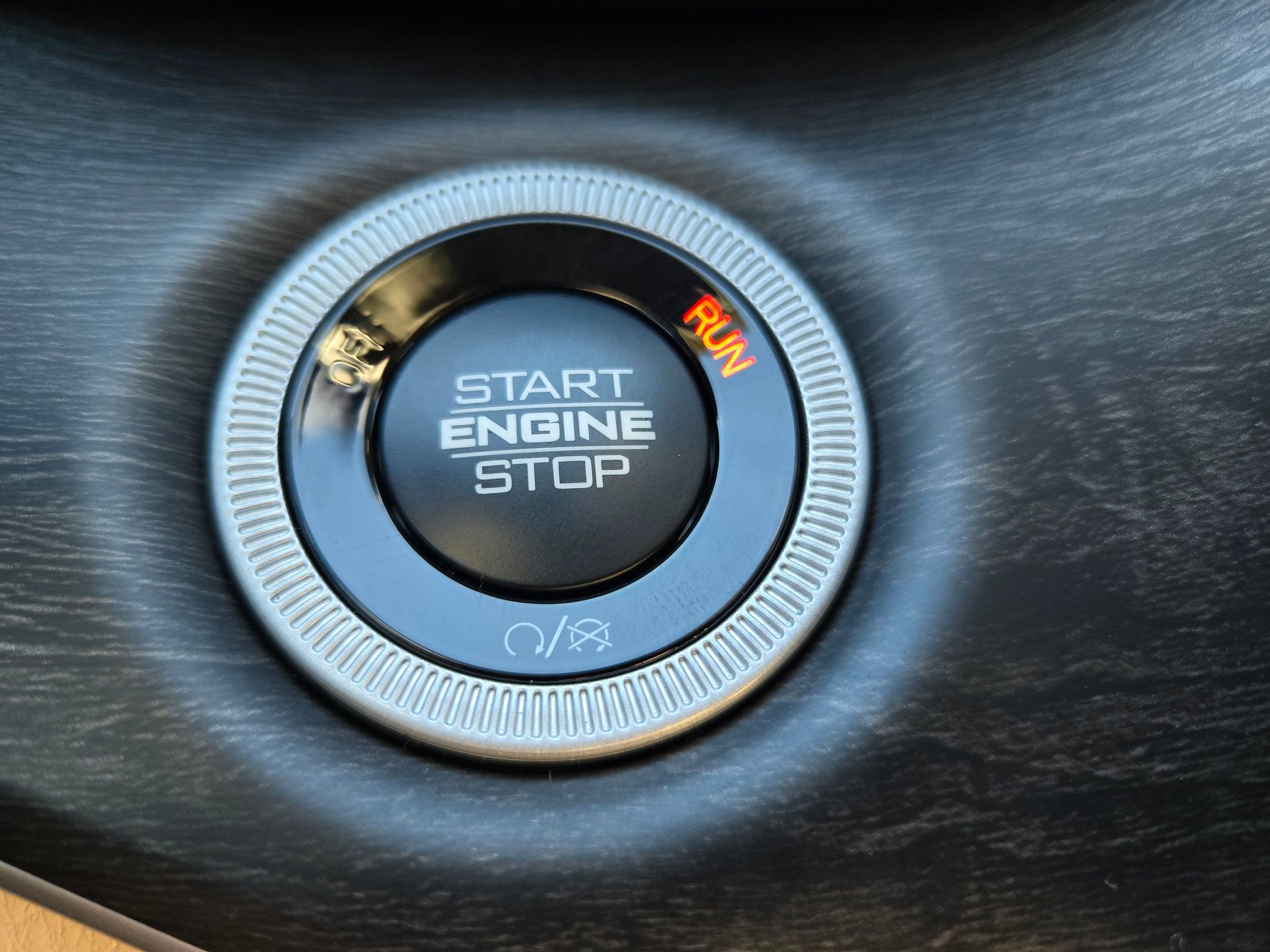 New 2025 Jeep Grand Cherokee L Limited w/ Luxury Tech Group II image 18