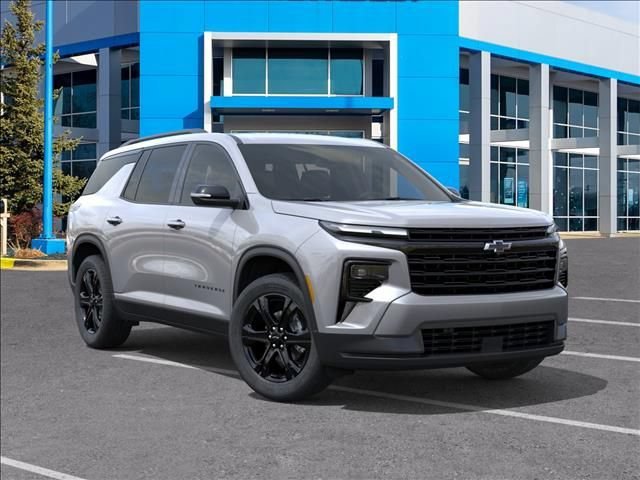 New 2027 Chevrolet Traverse LT w/ Midnight/Sport Edition FWD image 7