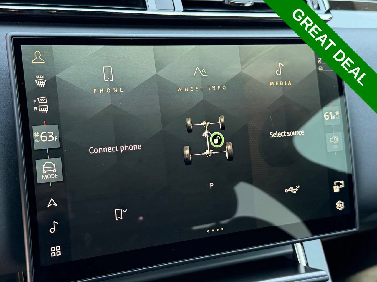 Used 2025 Land Rover Range Rover Velar Dynamic SE AWD/4WD image 27