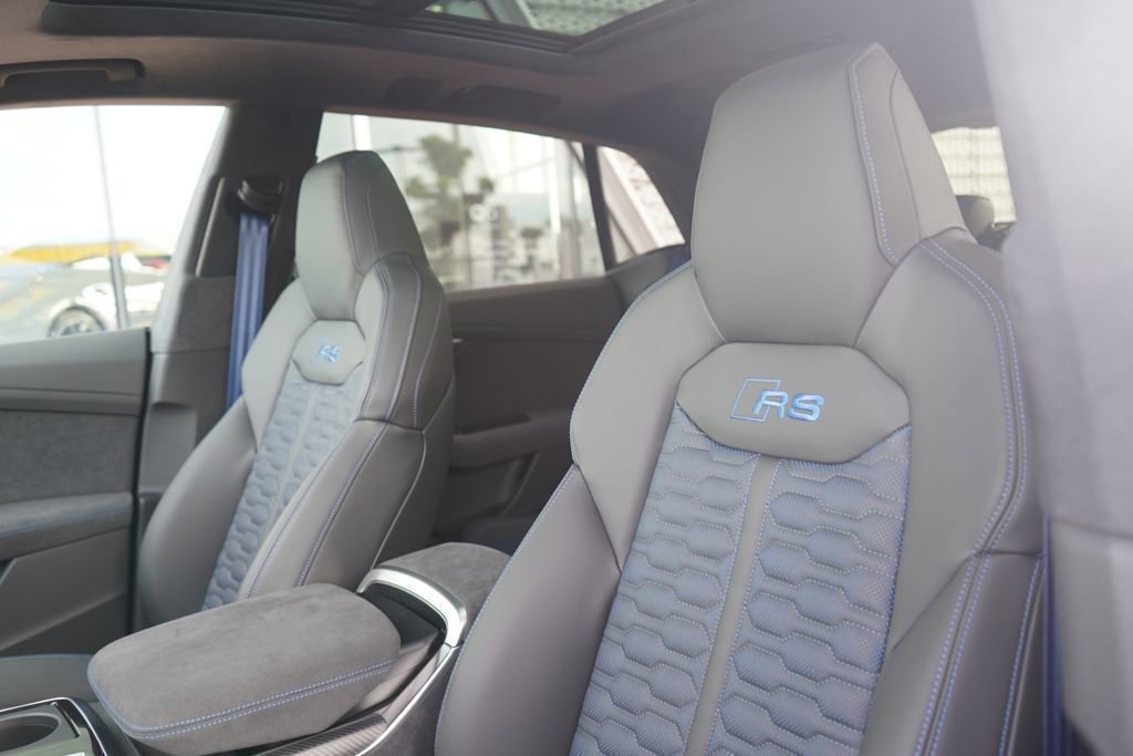 New 2026 Audi RS Q8 performance image 7