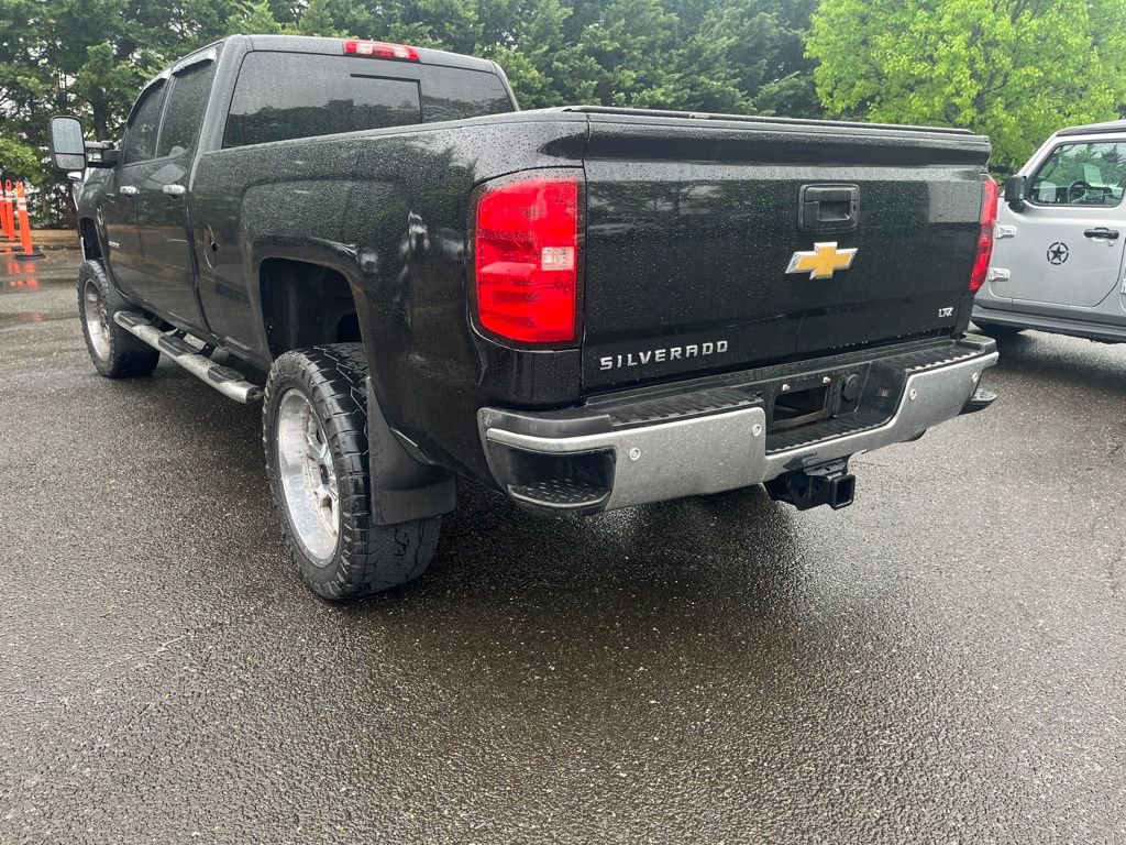 Used 2015 Chevrolet Silverado 3500 LTZ w/ Duramax Plus Package AWD/4WD image 5