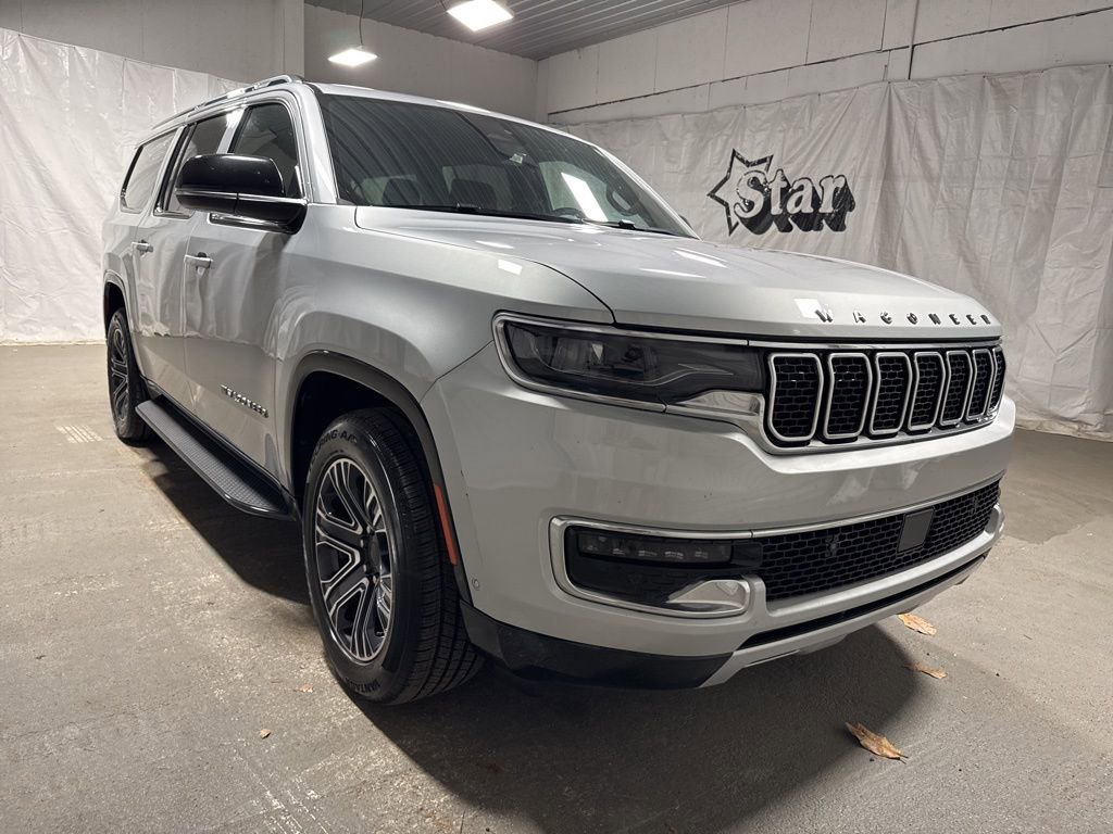 Used 2024 Jeep Wagoneer L Series II image 1