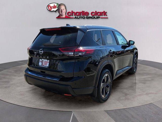 Certified 2025 Nissan Rogue SV w/ SV Premium Package image 6