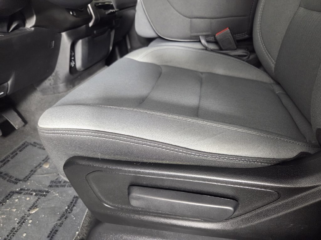 Used 2023 RAM 1500 Big Horn AWD/4WD image 12