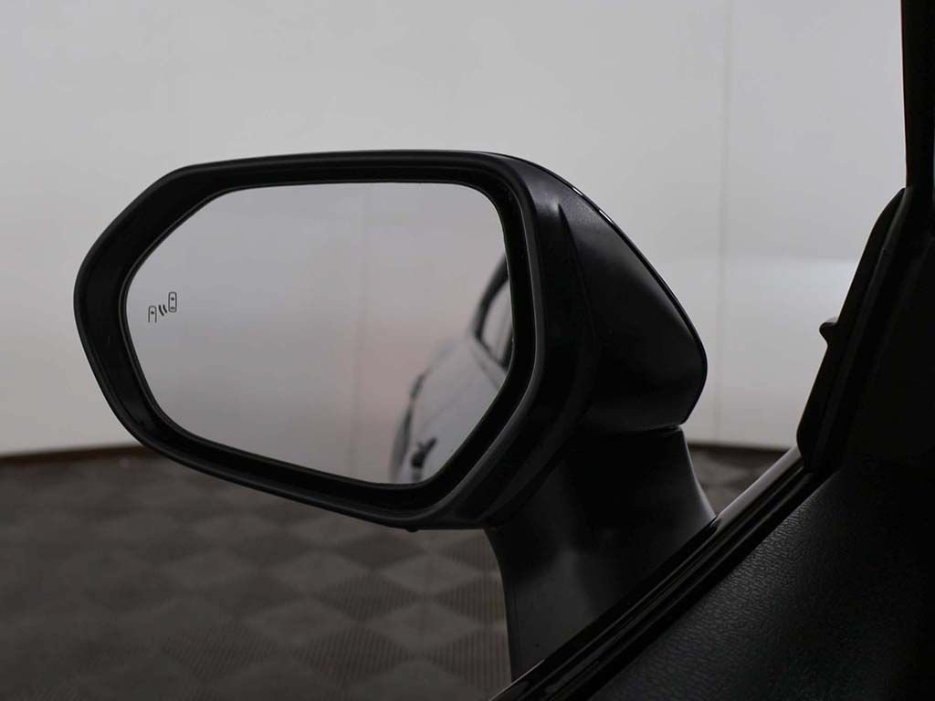 Used 2020 Toyota Camry XSE FWD image 37