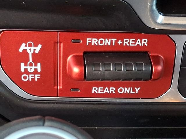 Used 2023 Jeep Gladiator Rubicon w/ LED Lighting Group AWD/4WD image 25