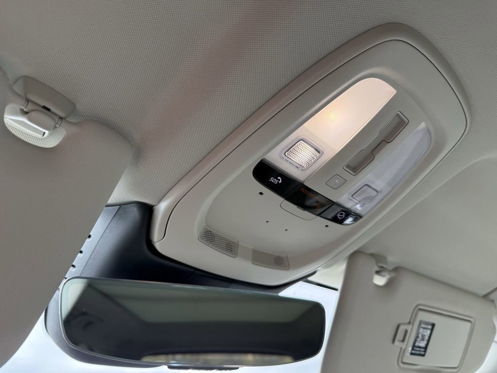 New 2026 Volvo XC60 T8 Ultra w/ Protection Package Premier image 25